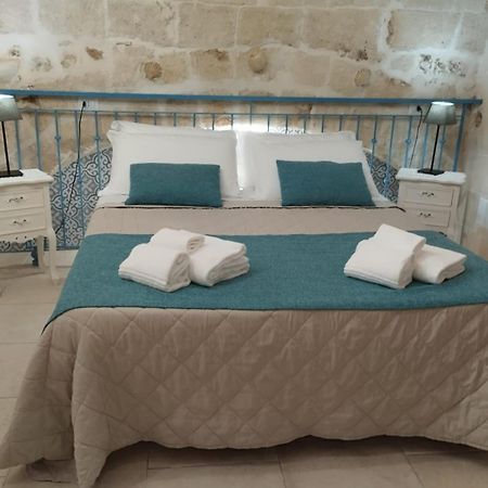 Apartamento Dimora Don Camillo Monopoli Exterior foto