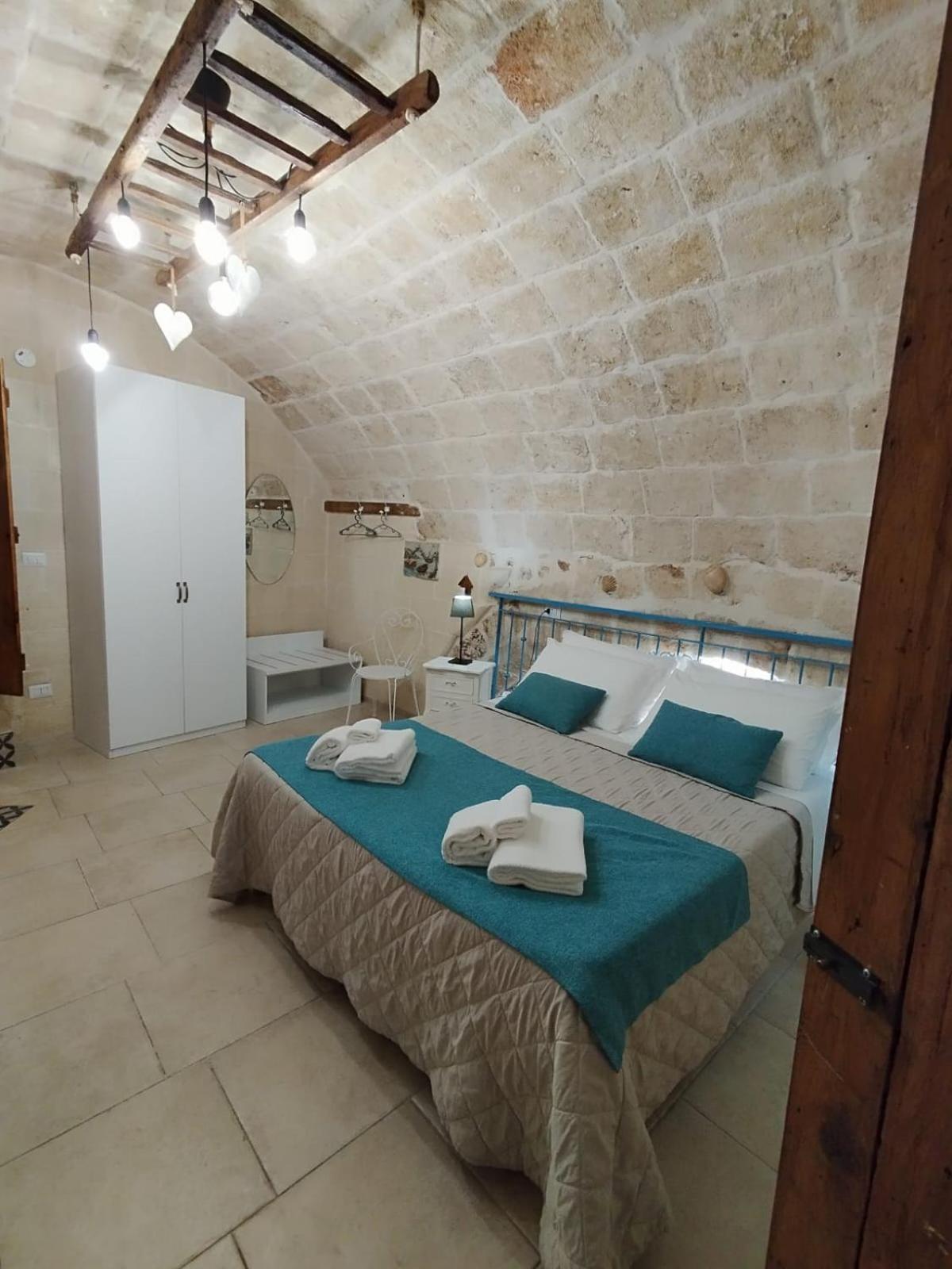 Apartamento Dimora Don Camillo Monopoli Exterior foto