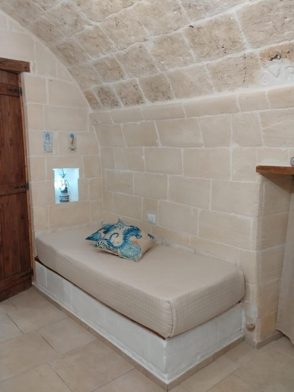 Apartamento Dimora Don Camillo Monopoli Exterior foto
